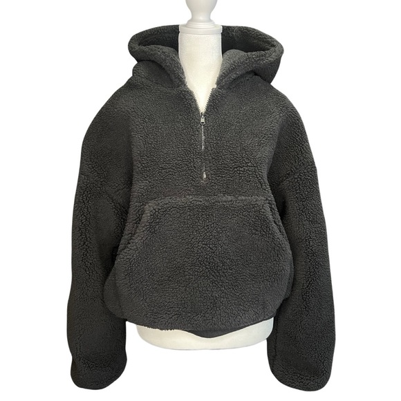 Jackets & Blazers - Black Teddy Half-Zip Hoodie NWT